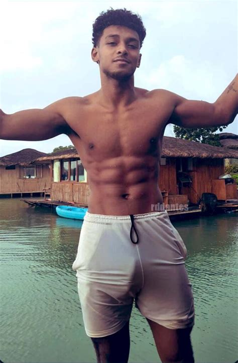 pinoy bulge|Twitter. It’s what’s happening / Twitter.
